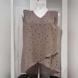 Apt. 9 - Light Brown Sleeveless V-Neck Top With Tiered Hem, Size LG